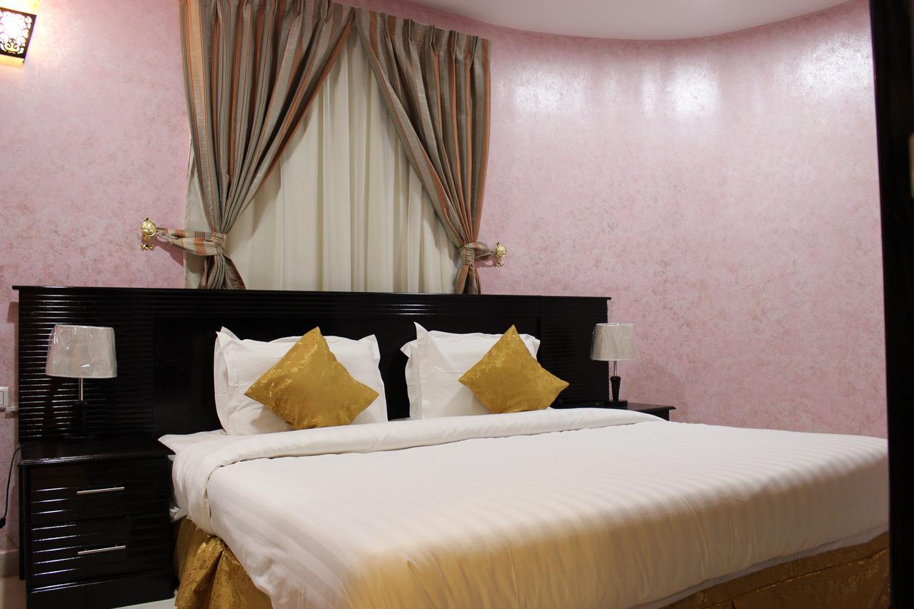 Amyal Alras Aparthotel อัลราสส์ ภายนอก รูปภาพ
